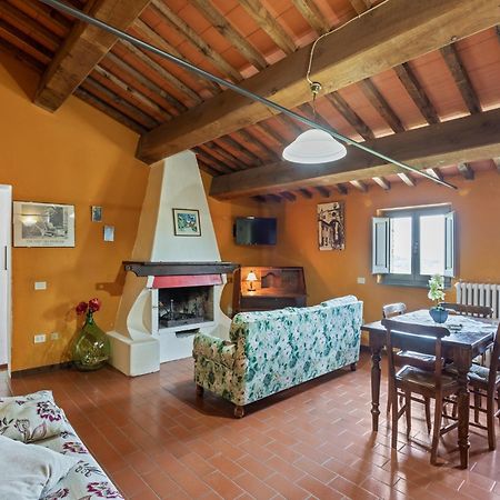 Rustic Holiday Home In Citt Di Castello With Swimming Pool 치타디카스텔로 외부 사진